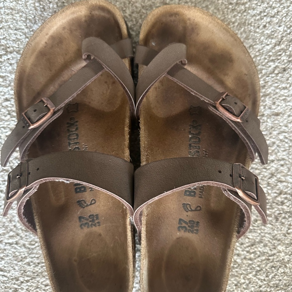 BUNDLE - both pair! Birkenstock Black and Brown Sandals - Picture 5 of 5